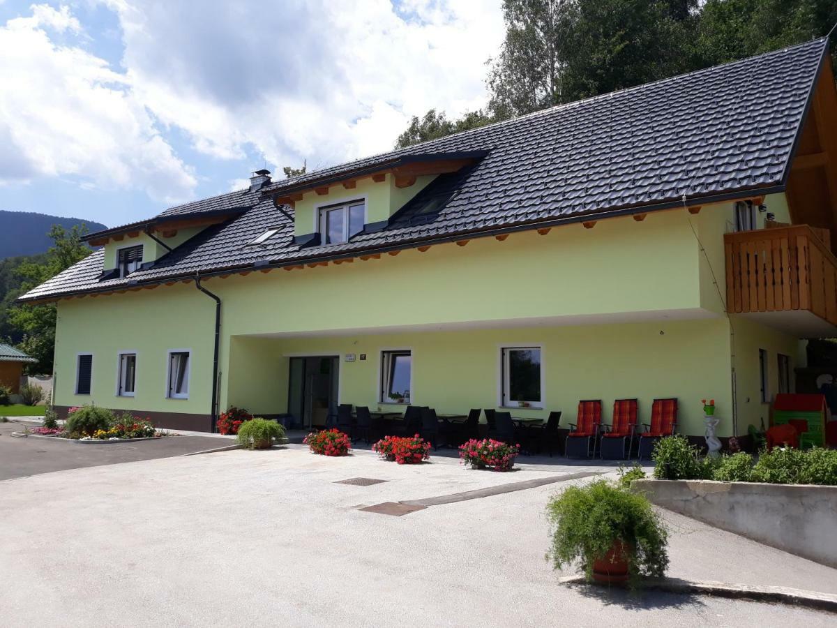 Apartments And Wellness Jelovca Radovljica Zewnętrze zdjęcie